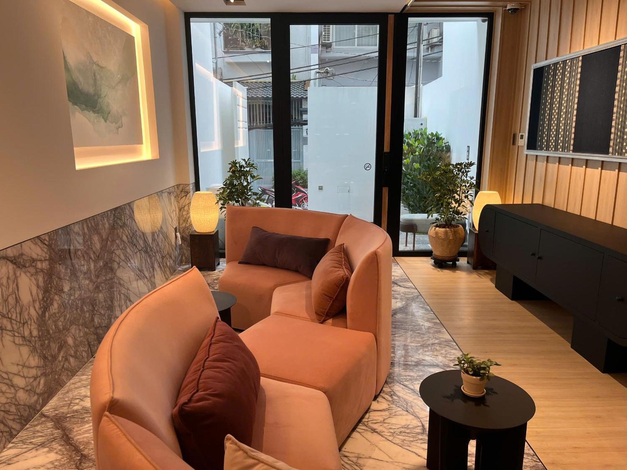 The Ahouse High-end Interior Design Building * TP. Hồ Chí Minh
