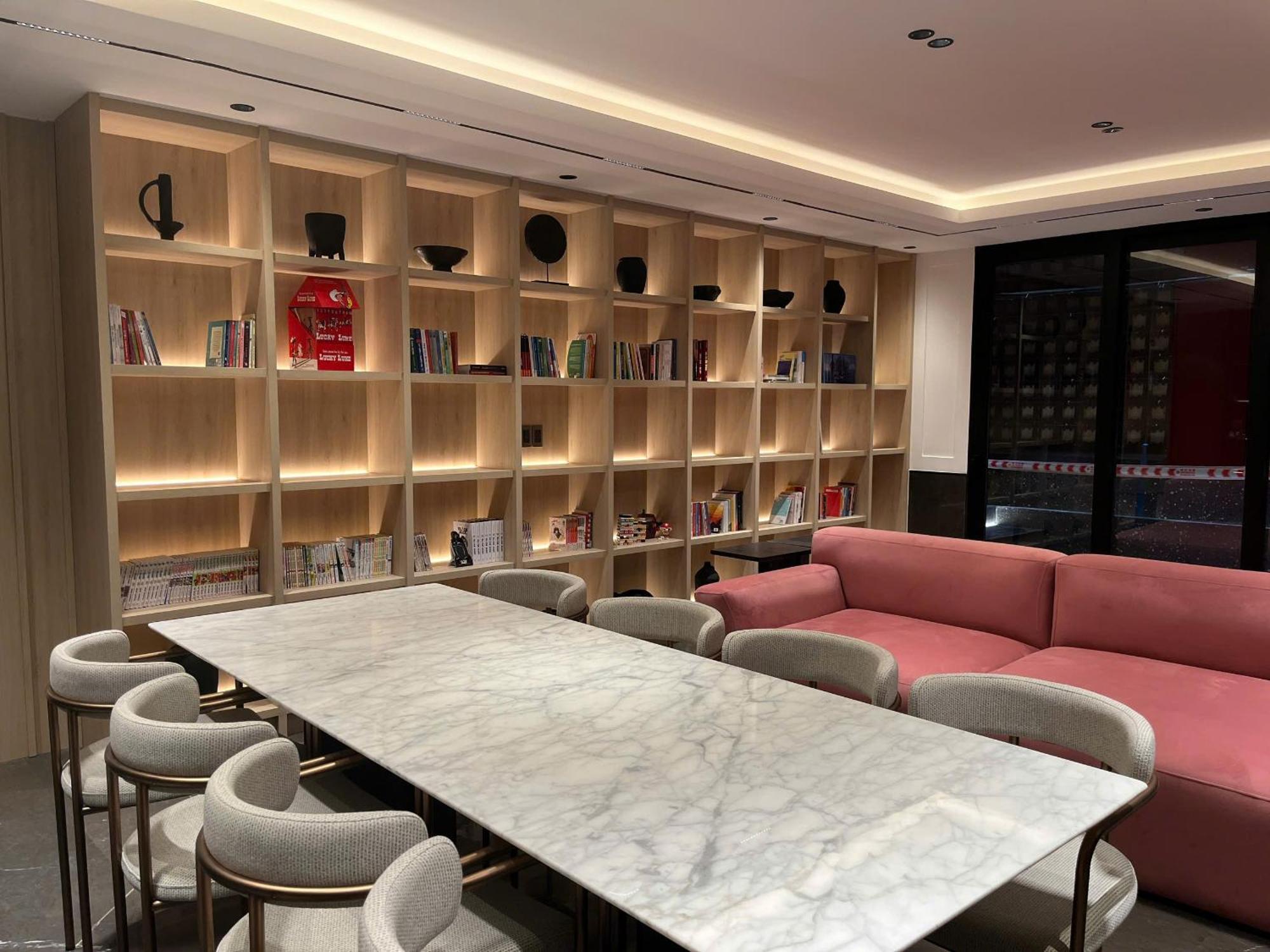 The Ahouse High-end Interior Design Building TP. Hồ Chí Minh